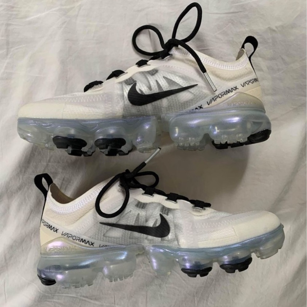 Brand NEW Sz 7 Wmns Air Vapormax 2019 ‘Pale Ivory’